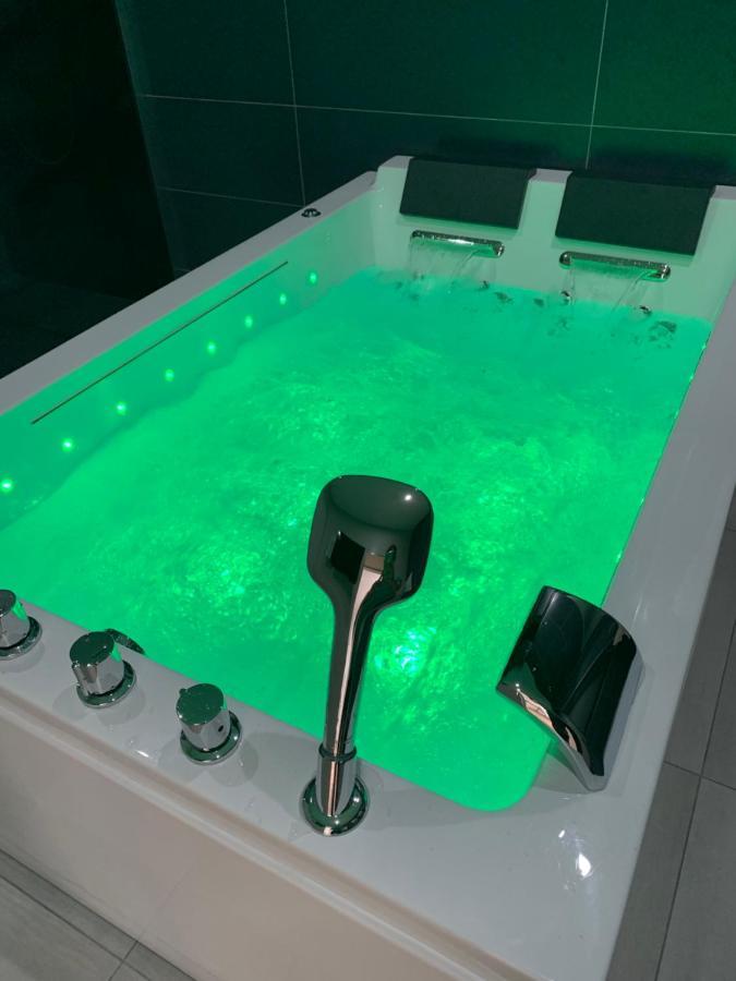 Апартаменты Rcspa Loft Spa Реймс Экстерьер фото